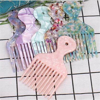 Pick Comb