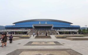 Yiwu-Railway-Station2